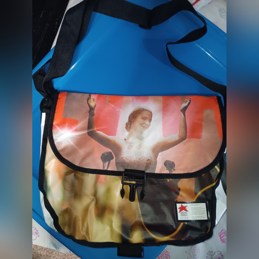Shae's tote bag